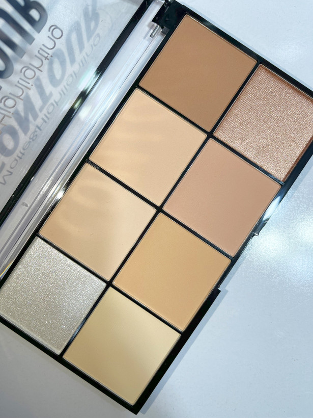 پالت کانتور و هایلایتر Laura Beauty