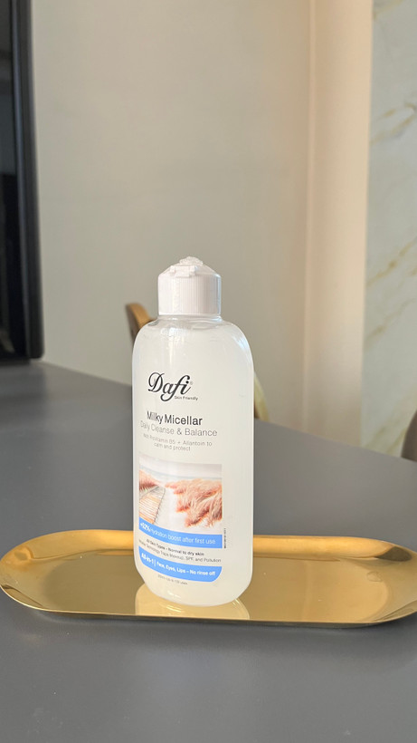 میسلار واتر دافی مدل Miky Micellar Daily Cleanse & Balance