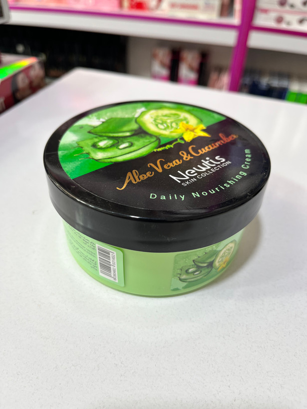 کرم مرطوبکننده و نرمکننده بدن نیوتیس Newtis Skin Collection 🧴